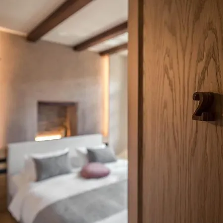 J&g Hotell 3*
