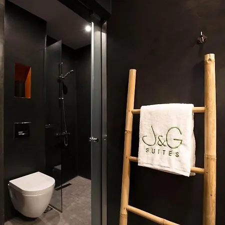 J&G Suites 3*