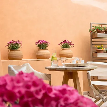 J&g מלון חאניה