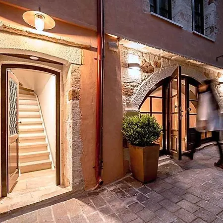 J&G Suites Hotel