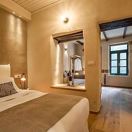 J&G Suites Hotel
