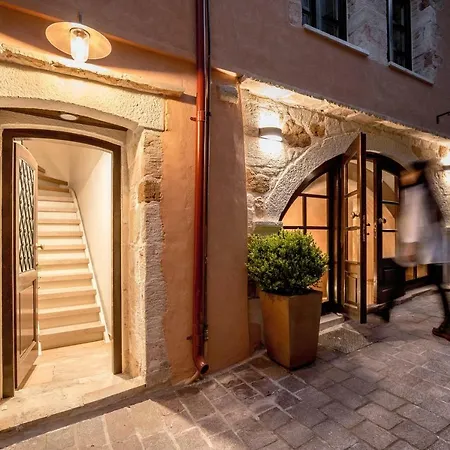 Hotel J&G Suites 3*