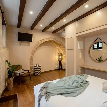 J&G Suites