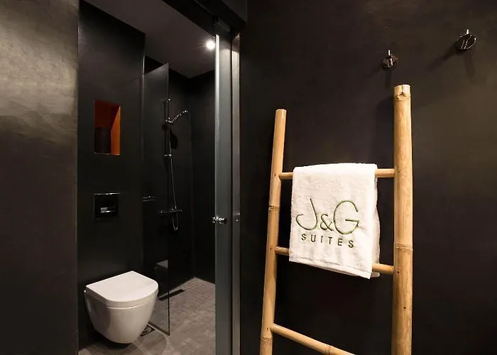 J&G Suites 3*